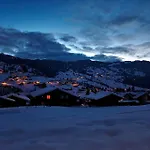 Appartement Mom - Alpine Boutique Apartments, Romantica, Near Terminal