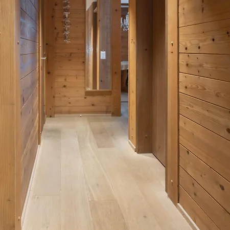 Mom - Alpine Boutique Apartments, Romantica, Near Terminal Appartement Grindelwald