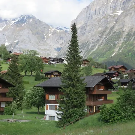 Mom - Alpine Boutique Apartments, Romantica, Near Grindelwald Terminal Grindelwald