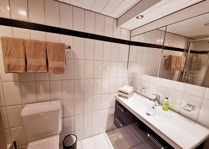 Mom - Alpine Boutique Apartments, Romantica, Near Grindelwald Terminal Grindelwald