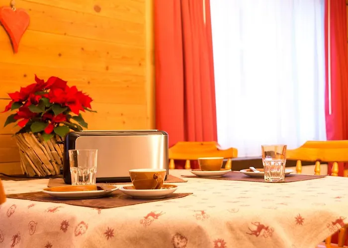 Apartment Mom - Alpine Boutique Apartments, Romantica, Near Grindelwald Terminal *