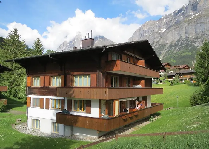 Mom - Alpine Boutique Apartments, Romantica, Near Grindelwald Terminal *