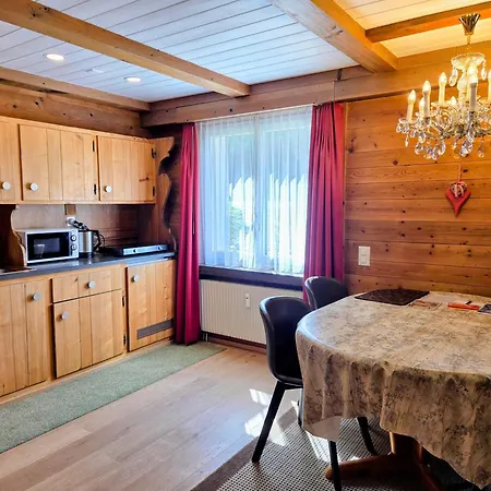 Mom - Alpine Boutique Apartments, Romantica, Near Terminal شقة جريندلوالد