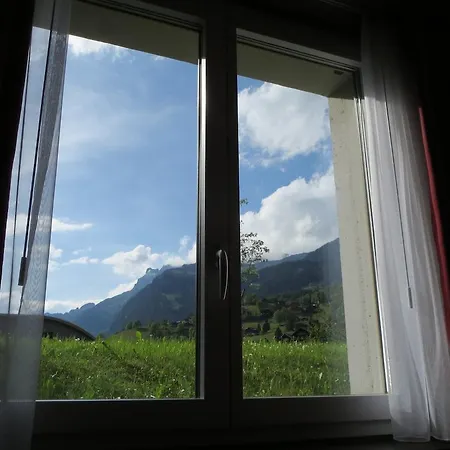 Apartman Mom - Alpine Boutique Apartments, Romantica, Near Terminal Grindelwald